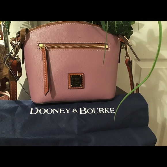 Dooney & Bourke Handbags - Dooney & Bourke Dome Crossbody